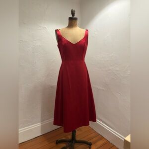 Vintage Pianoforte di Max Mara Red Satin Midi Made in Italy Minimalist Evening